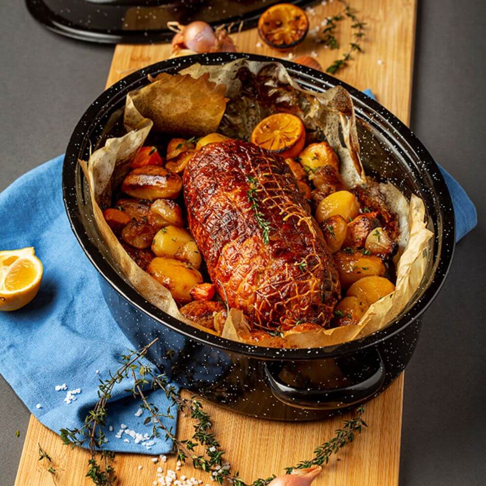 Cooking with a roaster: Secrets for juicy and healthy meals