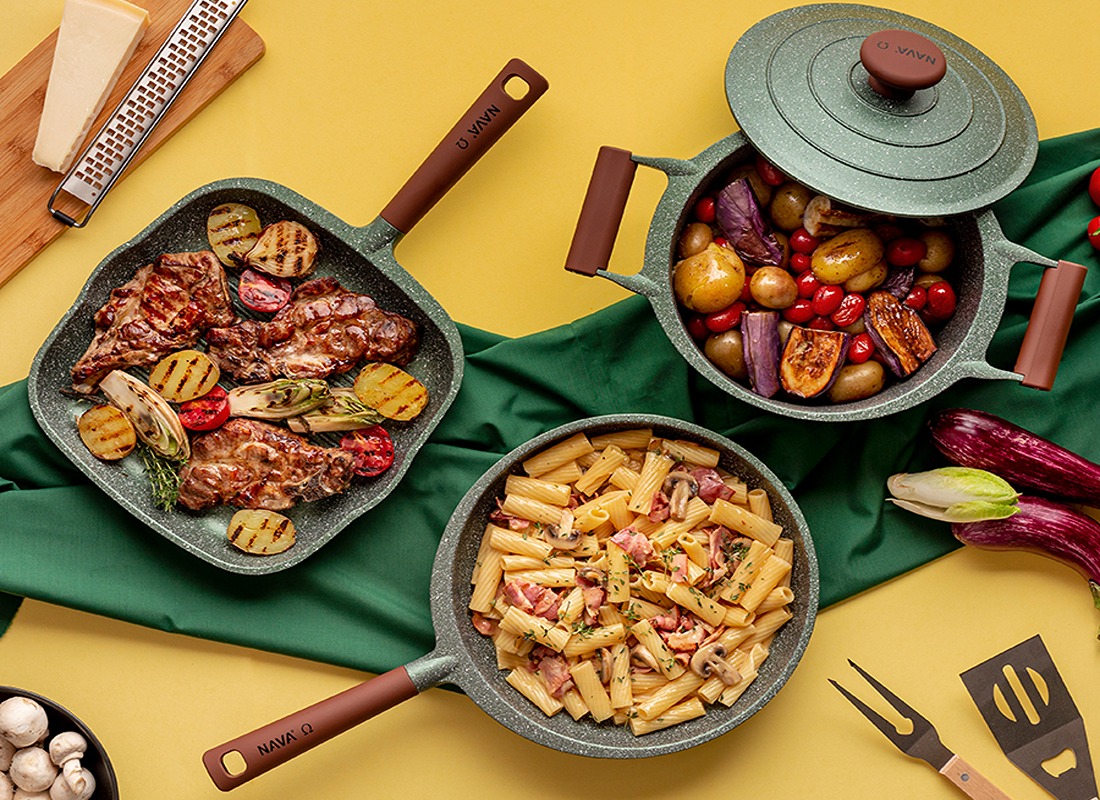What cookware should I use for healthy cooking?